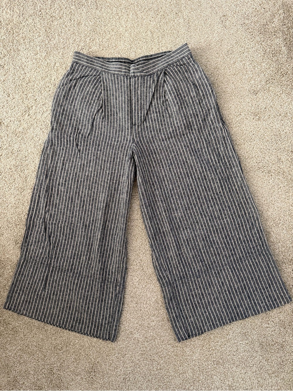 Banana Republic Gray Pinstripe Wide-Leg Pants